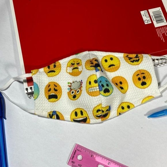 Emoji Face mask KIDS - Picture 1 of 6